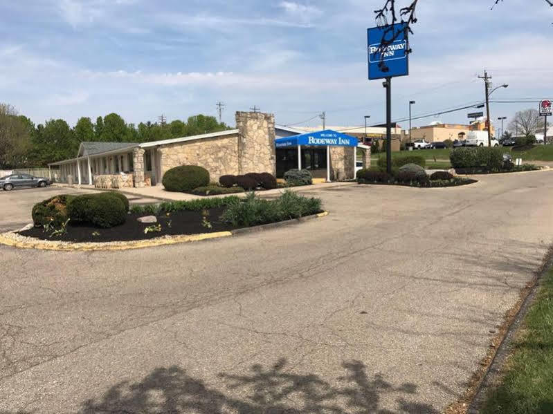 Rodeway Inn Sharonville Exterior photo