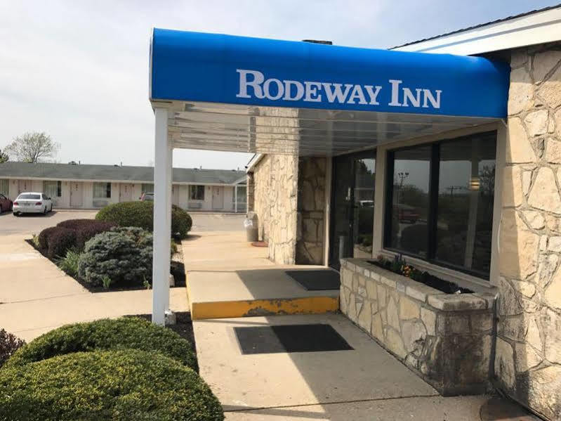 Rodeway Inn Sharonville Exterior photo