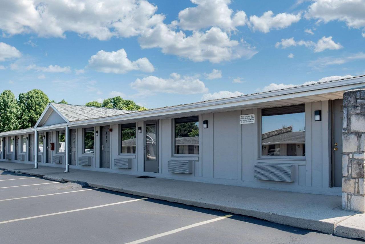 Rodeway Inn Sharonville Exterior photo